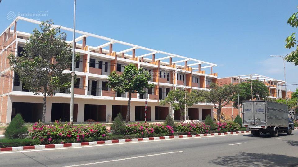 Cho thuê shophouse đẹp tại khu phố chợ long điền, 15 triệu, 320m2