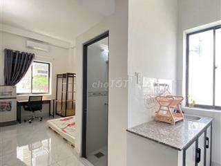 🏡 PHÒNG 5TR5 – BẾP RIÊNG – SÁT UEF, GẦN QUẬN 1