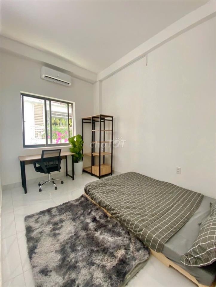 🏡 PHÒNG 5TR5 – BẾP RIÊNG – SÁT UEF, GẦN QUẬN 1