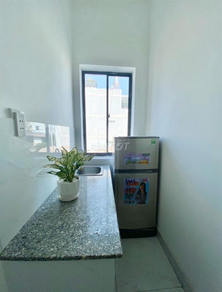 🏡 PHÒNG 5TR5 – BẾP RIÊNG – SÁT UEF, GẦN QUẬN 1