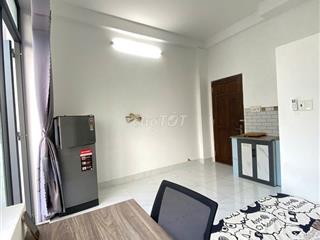 🏠 PHÒNG BAN CÔNG – SÁT ĐH UEF, HÔNG BÀNG – CHỈ 6TR5/THÁNG