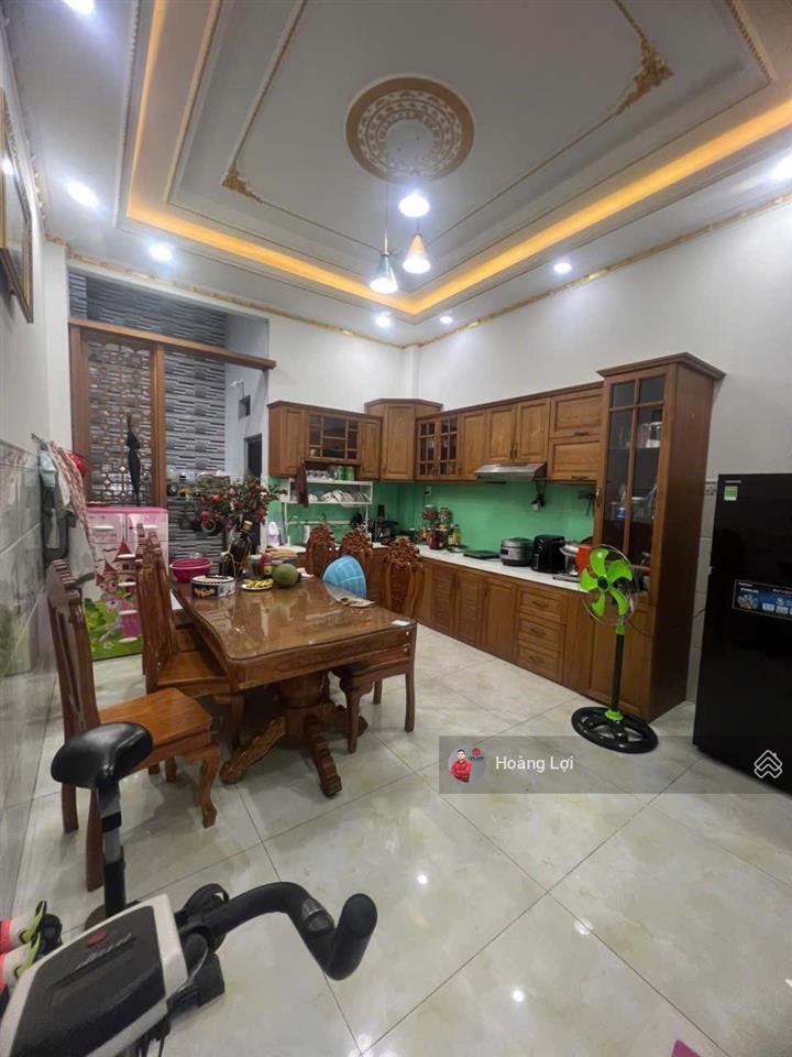 Cần nhà mặt tiền kd 168 đường liên khu 45, bình tân ngay chợ bình thành. dt 4x23m 4 lầu 10.8 tỷ