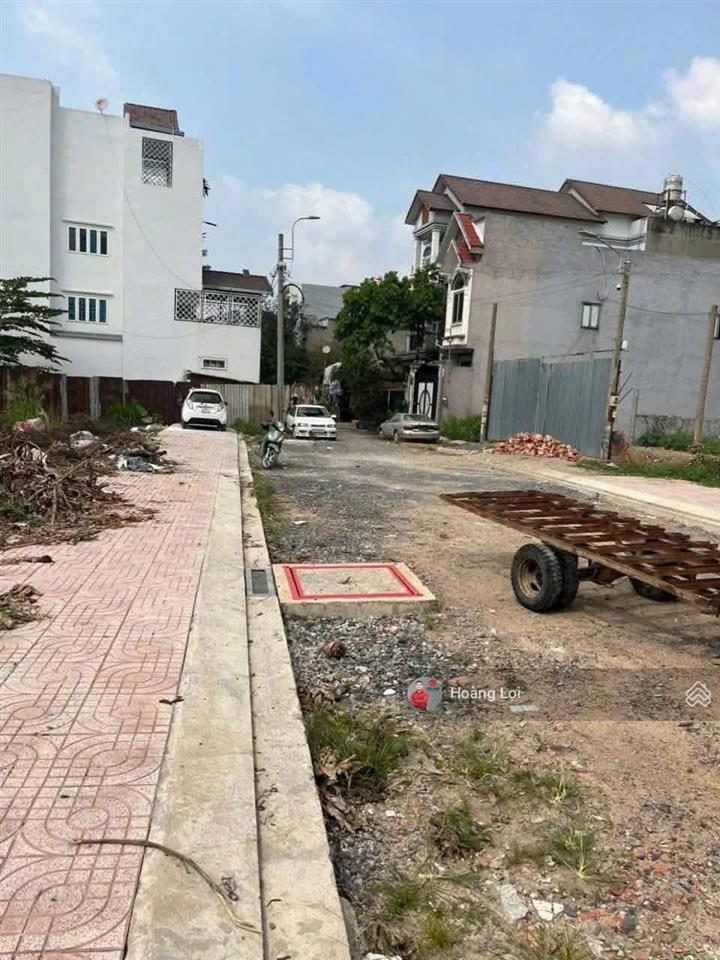 Bán đất 232/40 hương lộ 80,512m2 3,5 tỷ, 60m2 đường 12m2 xây dựng tự do