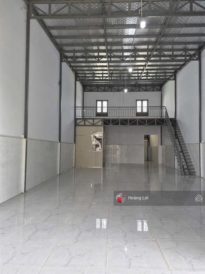 Cho thuê kho 8x30m, 250m2 18tr/1 tháng trệt lửng đường xe công kho mới