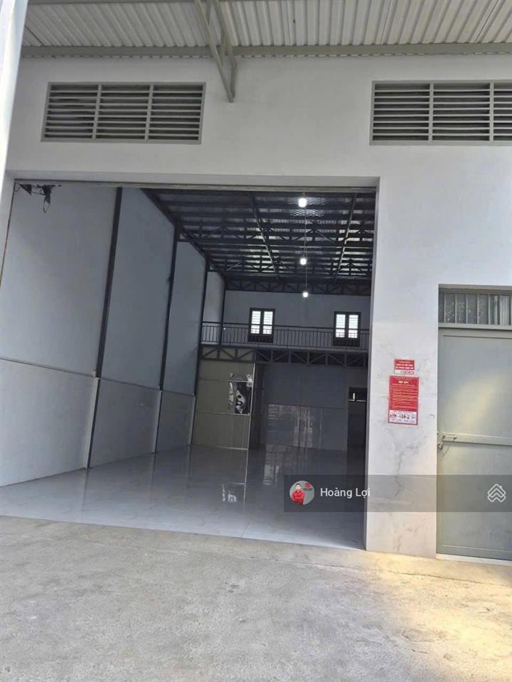 Cho thuê kho 8x30m, 250m2 18tr/1 tháng trệt lửng đường xe công kho mới