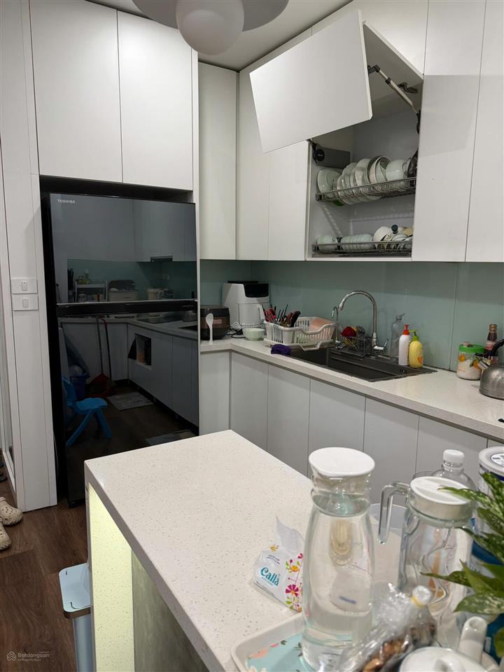 Chính chủ bán nhanh căn hộ 101m2 full nội thất  xem nhà  0965 693 ***