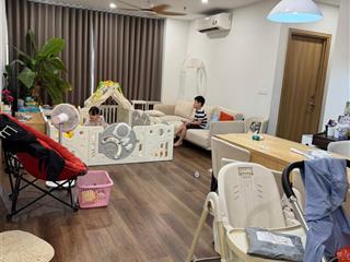 Chính chủ bán nhanh căn hộ 101m2 full nội thất  xem nhà  0965 693 ***