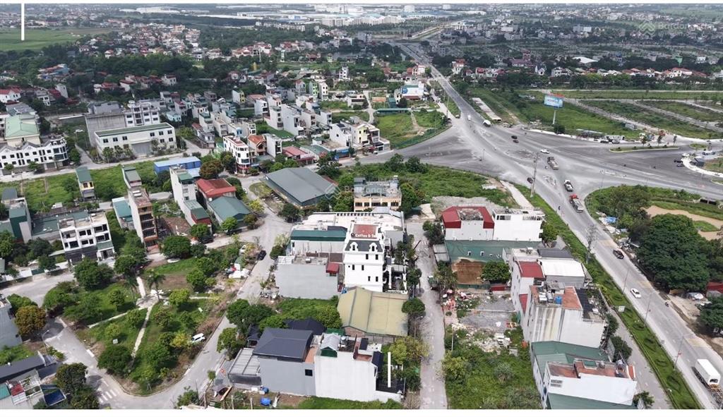 Bán cặp liền kề 1  21,22 ngay mặt sau đường ql 38. sổ đỏ trao tay, giá tốt để đầu tư
