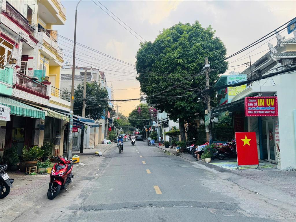 Mặt tiền 13m bàn cờ khu phú thọ hòa lê thiệt ( 4.5x25m, 3 tầng ) tài chính chỉ 10 tỷ