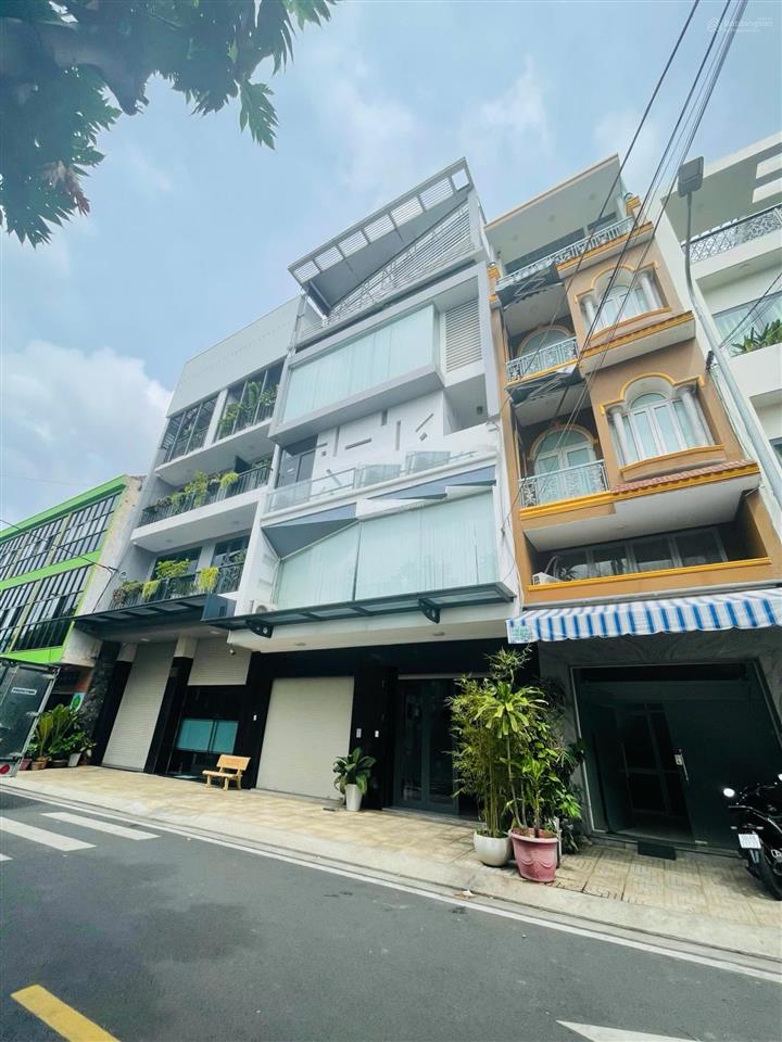 Căn nhà biệt thự trương vĩnh ký  xây đẹp, rất tâm huyết ( 8x17m, 5 tầng thang máy ) chính chủ