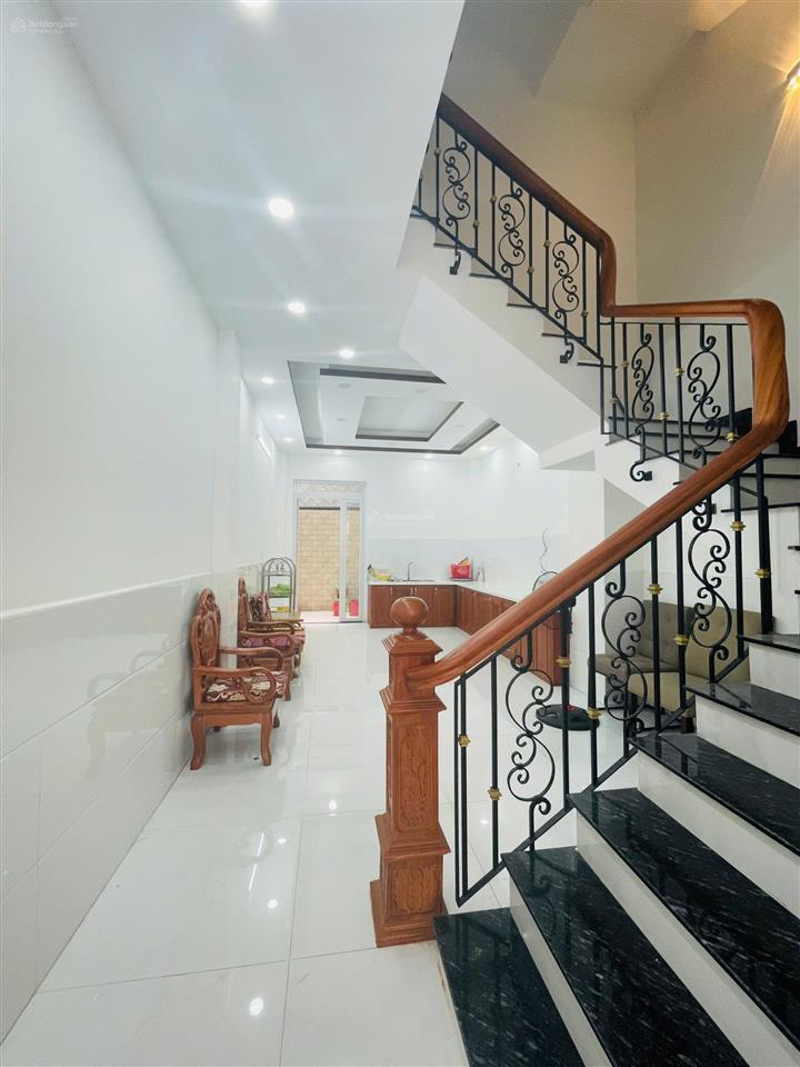 Tòa nhà 6 tầng vip  mặt tiền sông độc lập  tân phú (nhà đẹp nội thất cao cấp + thang máy)