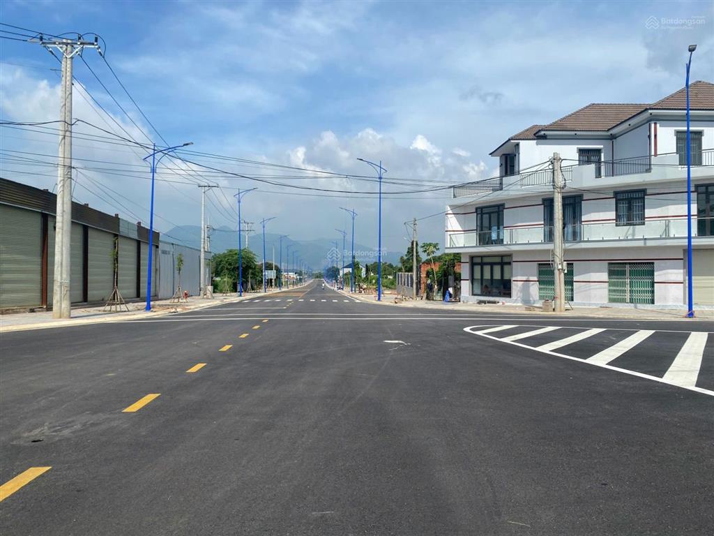 Chính chủ bán đất nền lan anh 52. dt 100m2 giá 1,05 tỷ, xã hòa long, thành phố bà rịa