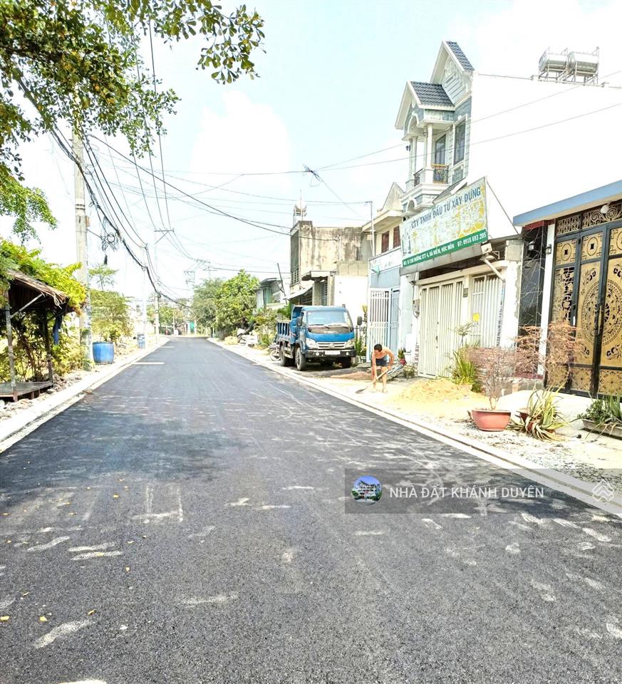 Đất 5 x 21m mặt tiền đường xtt4 , gần trường tiểu học bùi văn ngữ, xã bà điểm