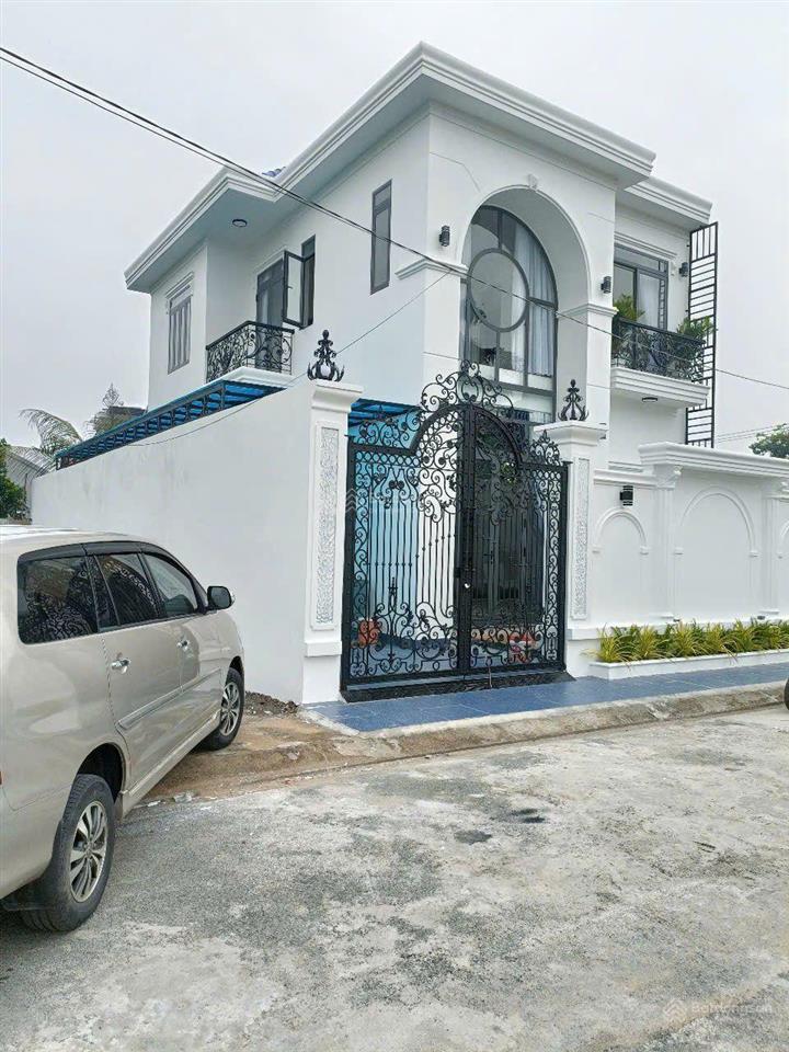 Chính chủ gửi bán nhà xây mới đường dương công khi, gần ban chỉ huy quân sự xã hóc môn mới