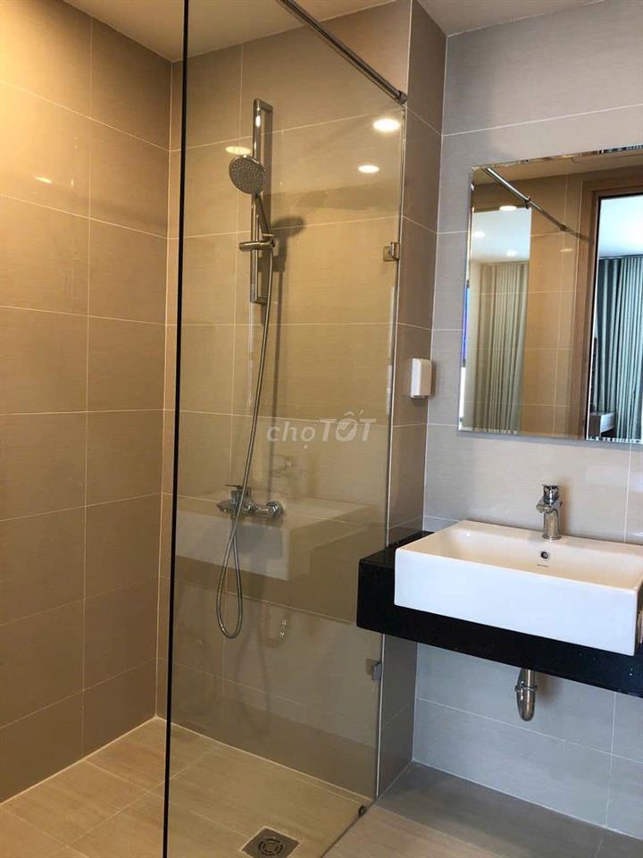 Căn hộ tầng cao view sân bay Botanica Premier Novaland 74m2 2 phòng