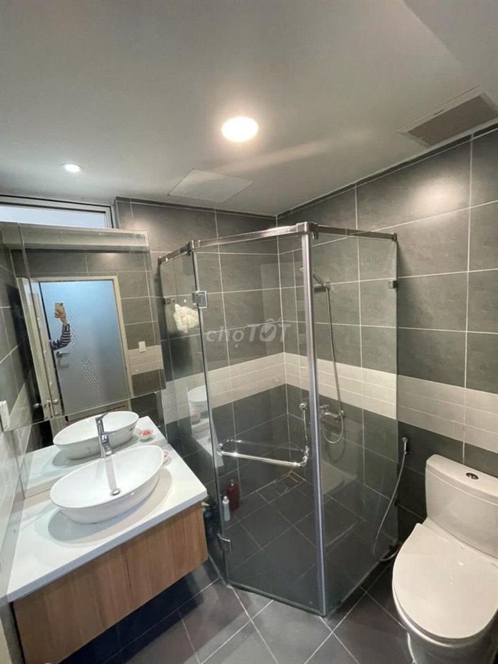 Căn 2 phòng Botanica Premier Novaland khu sân bay 16,5 triệu 75m ở sớm