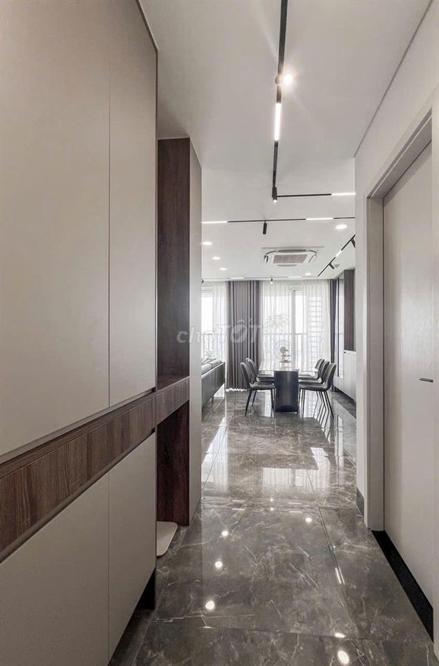 Căn hộ 3 phòng 83m2 nội thất cao cấp luxury Orchard Parkview Novaland
