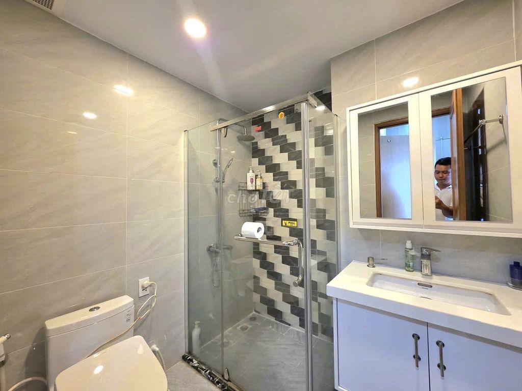 Căn hộ tầng cao Orchard Parkview 85m2 2 phòng 21 triệu đầy đủ rộng đẹp