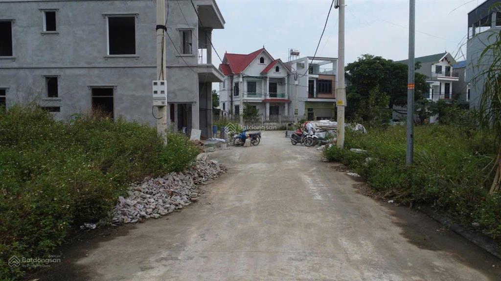 Đấu giá phú nghĩa  88m2  mặt tiền 5m  đường rộng 6m vỉa hè 3m