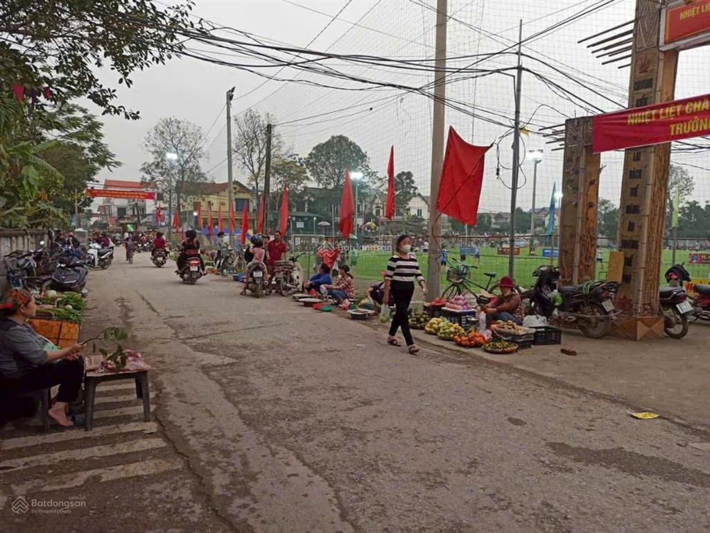 Siêu phẩm kinh doanh, diện tích 130m, ô tô đỗ cửa