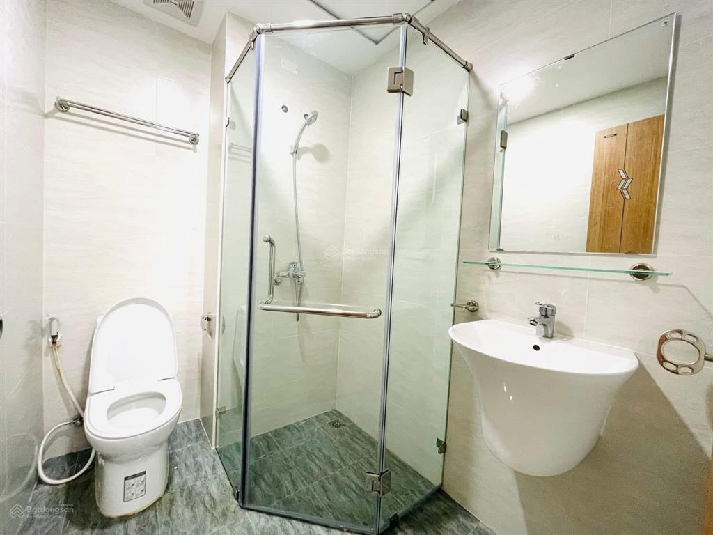 Bán căn hộ 2pn2wc ngày cạnh làng đại học quốc gia thủ đức  2,350 bao sang sổ