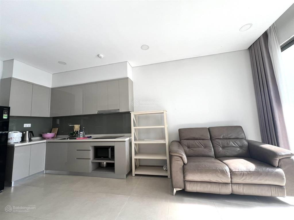 Chính chủ bán sky 89 quận 7  2pn, 2wc  full nội thất mới  đã nhận sổ hồng  giá chỉ 4,95 tỷ