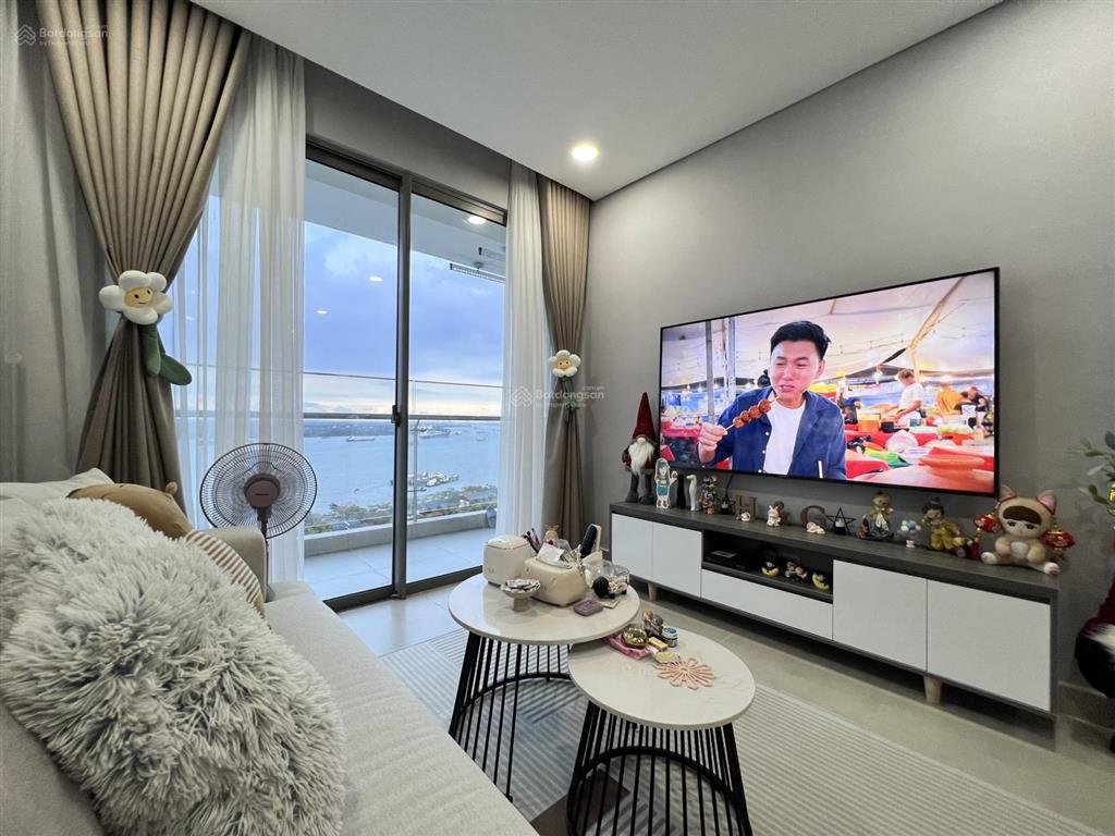 Chính chủ bán sky 89 quận 7 1pn tầng đẹp view trực diện sông full nội thất mới  đã nhận sổ hồng