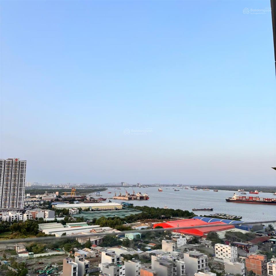 Bán nhanh angia skyline quận 7 2pn, 1wc tầng trung view sông full nội thất đẹp sổ hồng sẵn.