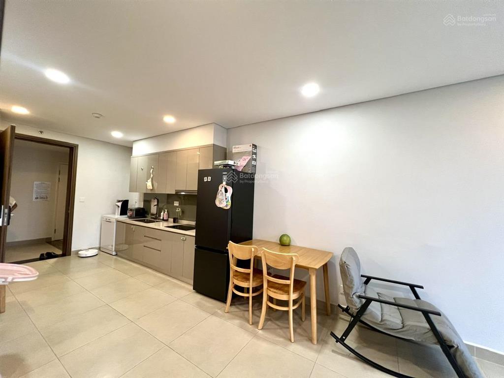 Cho thuê river panorama  2pn, 1wc  nội thất cao cấp  giá thuê 12 triệu còn thương lượng