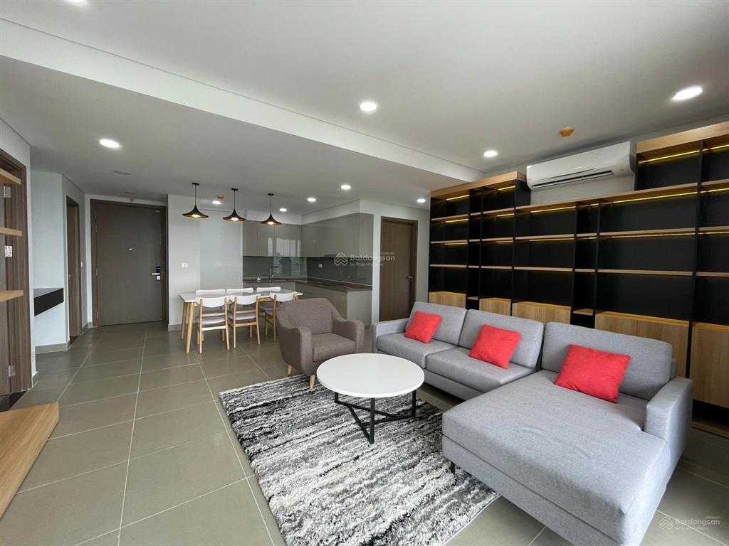 Cho thuê river panorama  114m2, 3pn, 2wc  hướng nam siêu mát  full nội thất cao cấp  ở liền