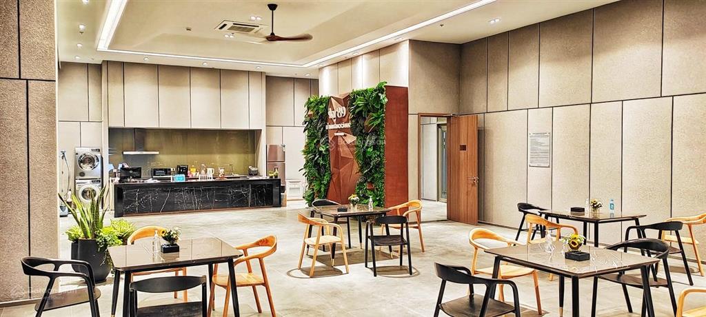 Chính chủ bán sky 89 quận 7, 72m2, 2pn, 2wc, sẵn sổ, tầng đẹp view sông, nội thất cao cấp