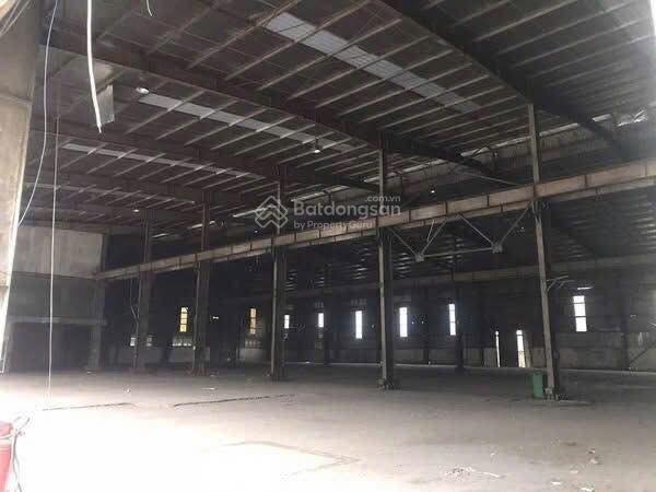 Cho thuê kho xưởng dt linh hoạt 5000m2 (cắt từ 1000m2) đường 32, khung zamil, xe công, điện 3 pha