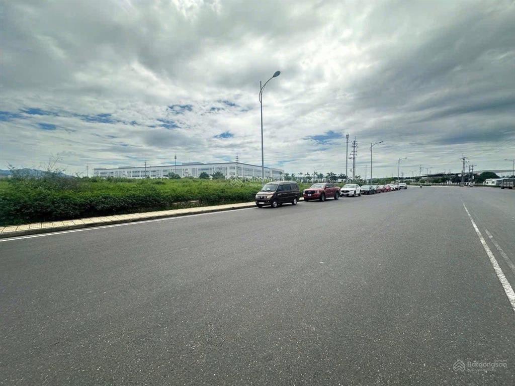 Chuyển nhượng đất xưởng kcn bá thiện hơn 7ha, 3,915 tr/m đất trả tiền 1 lần đến năm 2067 đất sạch