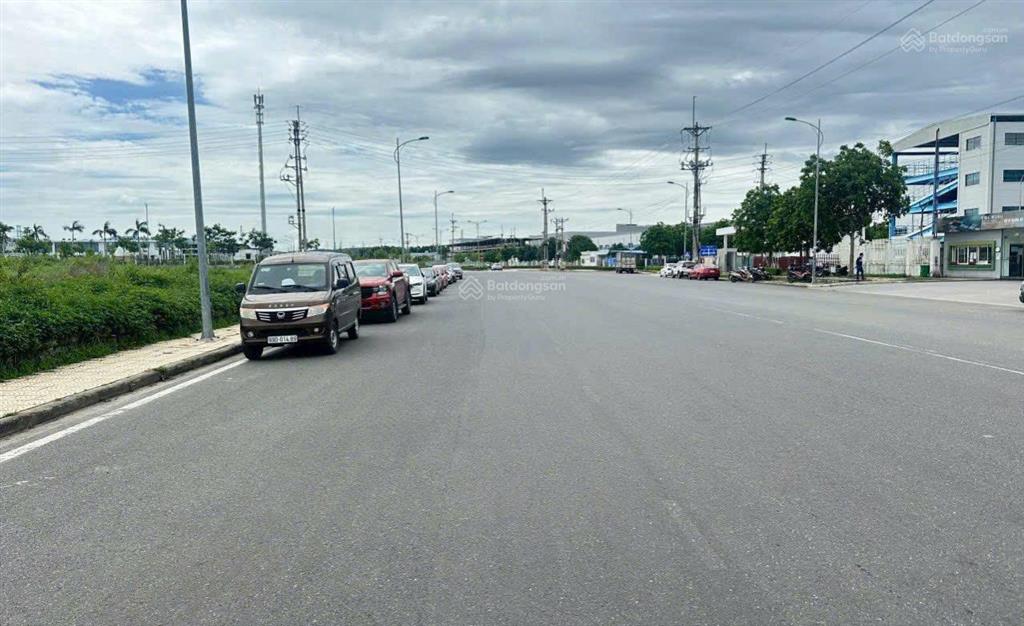 Chuyển nhượng đất xưởng kcn bá thiện hơn 7ha, 3,915 tr/m đất trả tiền 1 lần đến năm 2067 đất sạch