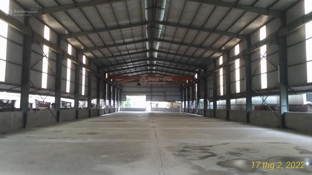 Cho thuê kho xưởng chúc sơn chương mỹ dt 1800m2 khung thép cẩu trục 5 tấn, trạm điện xe công ra vào