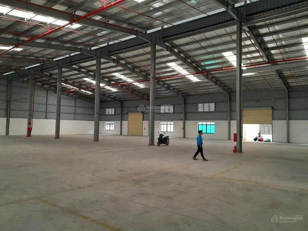 Cho thuê kho xưởng kcn đài tư long biên dt 2530 pccc tự động nghiệm thu, 3 cửa xuất nhập