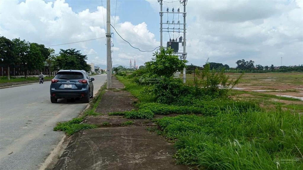 Bán đất xưởng công nghiệp phú nghĩa dt 3000m bàn giao đất sạch sẵn sàng vào xây dựng luôn