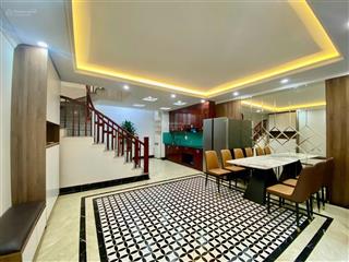 Cần bán gấp căn nhà xây mới 6 tầng tại trung tâm phường thạch bàn, long biên