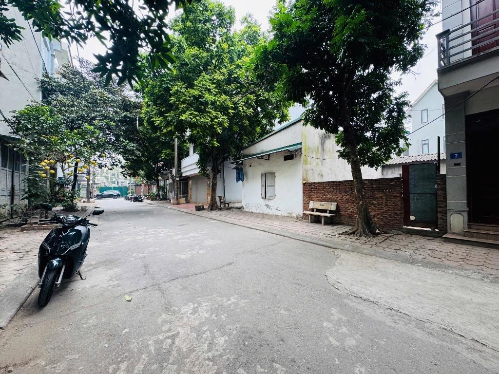Chính chủ cần bán gấp lô đất đẹp toạ lạc tại trung tâm khu tái định cư phường Phúc Lợi