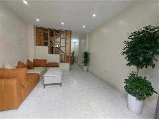 Anh trai cần bán gấp căn nhà hoàn thiện 4 tầng tại trung tâm tổ 14 Thạch Bàn, Long Biên 