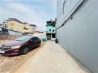 Chị gái nhờ bán mảnh đất thổ cư tại trung tâm phố Trạm phường Long Biên