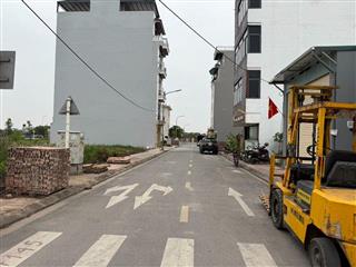 Chính chủ cần bán gấp lô đất đẹp tọa lạc tại trung tâm khu đấu giá Cự Khối, Long Biên 