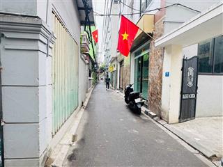 Gia đình chị gái cần bán gấp mảnh đất thổ cư hai mặt thoáng tại trung tâm TDP Cửu Việt, Trâu Qùy, Gia Lâm 