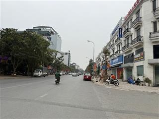 Bán gấp mảnh đất tặng mặt bằng kinh doanh tại trung tâm phố Thành Trung, Trâu Quỳ, Gia Lâm