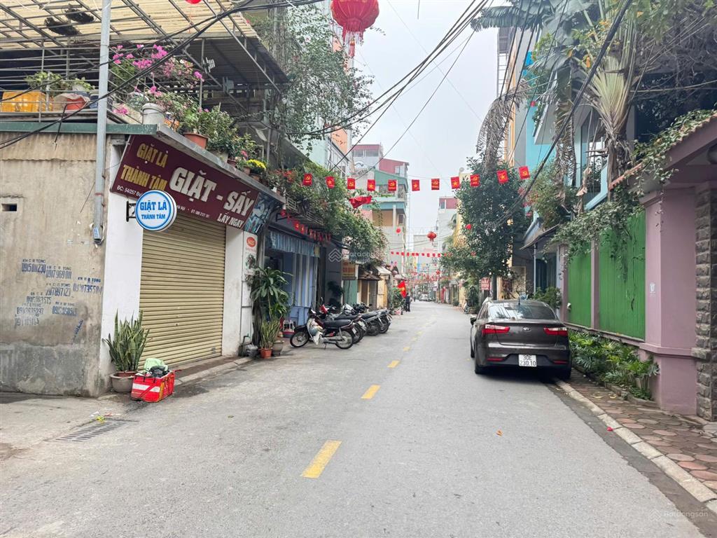 Chính chủ cần bán gấp mảnh đất thổ cư đường ô tô tránh tại trung tâm tdp an đào, trâu qùy, gia lâm