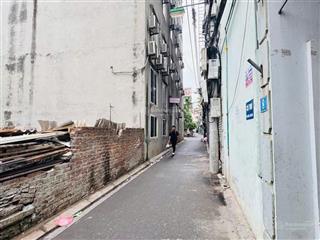 Chuyển vào nội thành sinh sống chị gái bán mảnh đất thổ cư đường thông tại trung tâm trâu qùy