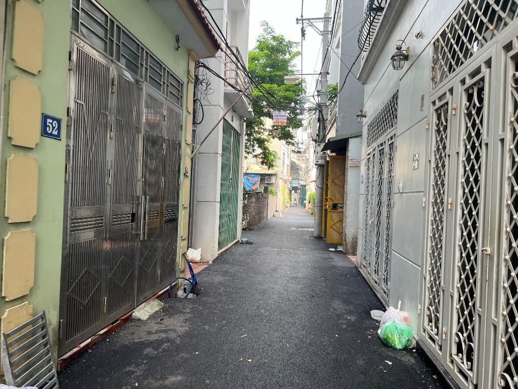 Chính chủ cần bán gấp mảnh đát thổ cư tại trung tâm phường Phúc Lợi, Long Biên 