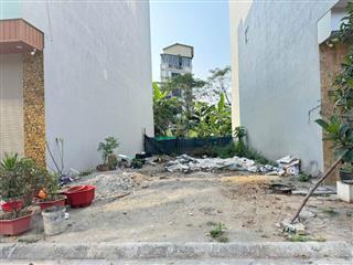 Chính chủ cần bán gấp lô đất đẹp tại trung tâm khu tái định cư Trâu Qùy, Gia Lâm 