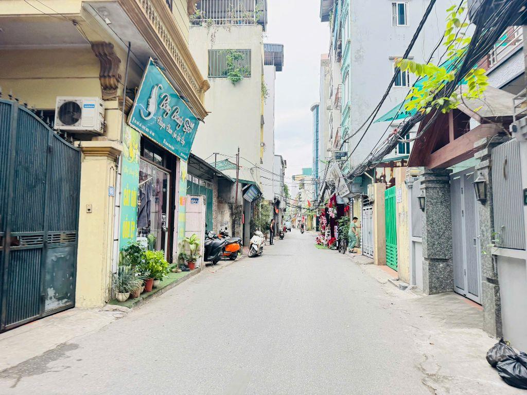 Chính chủ cần tiền hạ giá bán gấp mảnh đất thổ cư đường ô tô tránh tại TDP An Đào, Trâu Qùy, Gia Lâm 