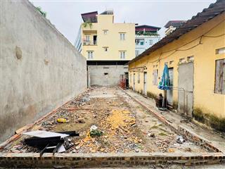 Cần tiền anh trai hạ giá bán nhanh mảnh đất thổ cư gần đường ô tô tránh tại trung tâm Trâu Qùy, Gia Lâm 